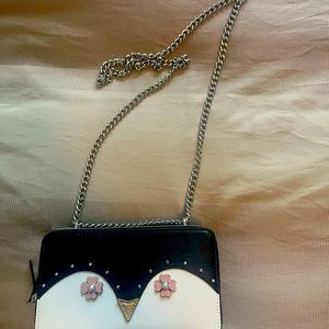 NWT Frosty penguin Kate spade chain zip crossbody